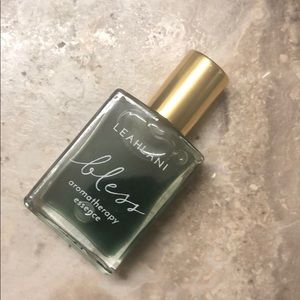 Leahlani Aromatherapy Essence